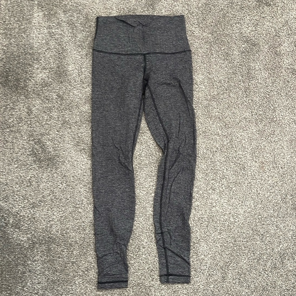 Lululemon wunder under leggings size 6 herringbone